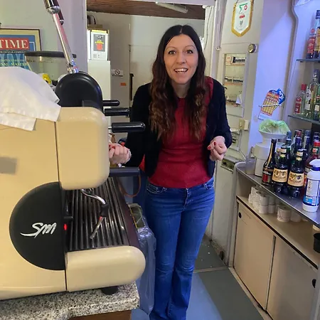 La Casa Di Cate & Adry Bed & Breakfast Envie